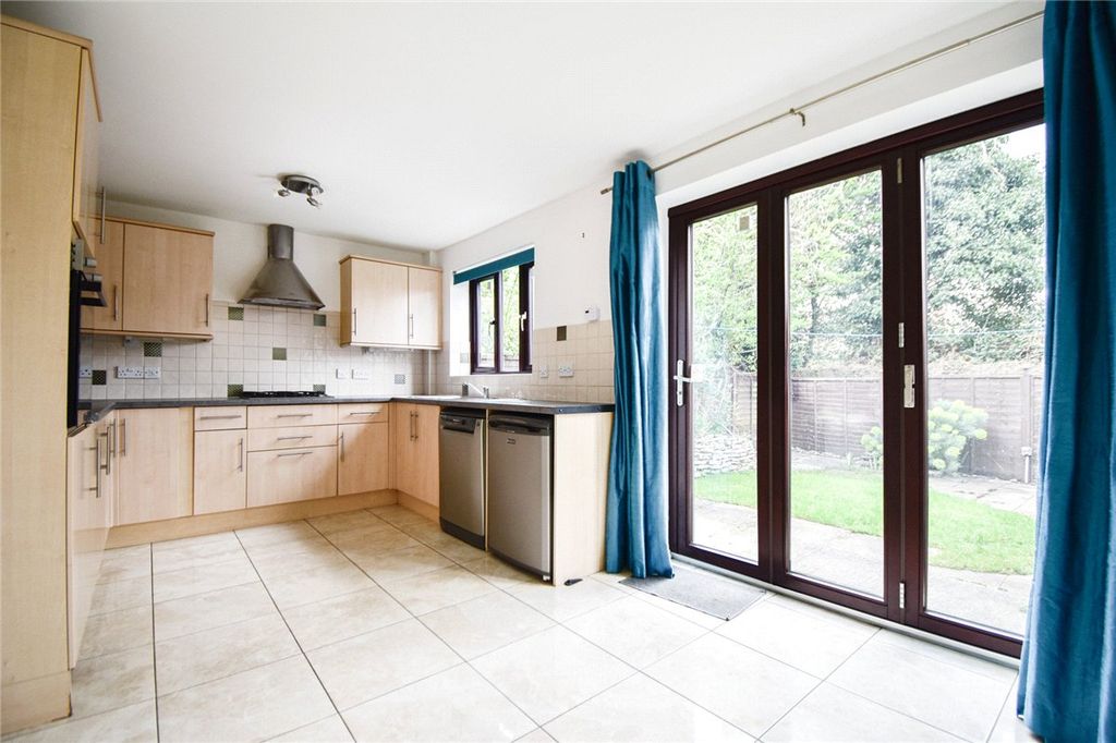 Property photo 2 of 14 Picture No. 46