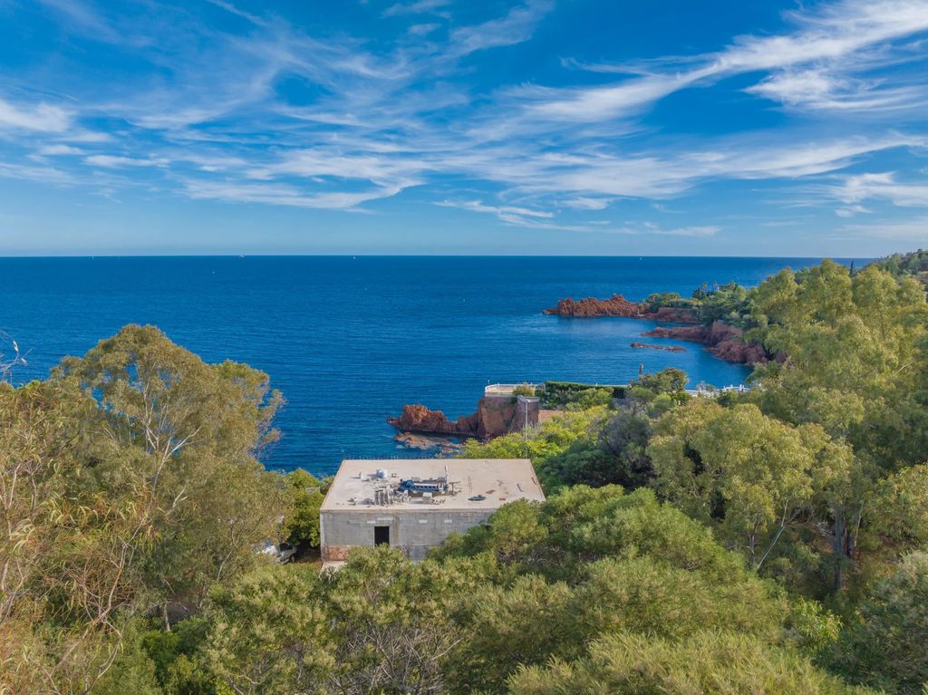 Property photo 2 of 6