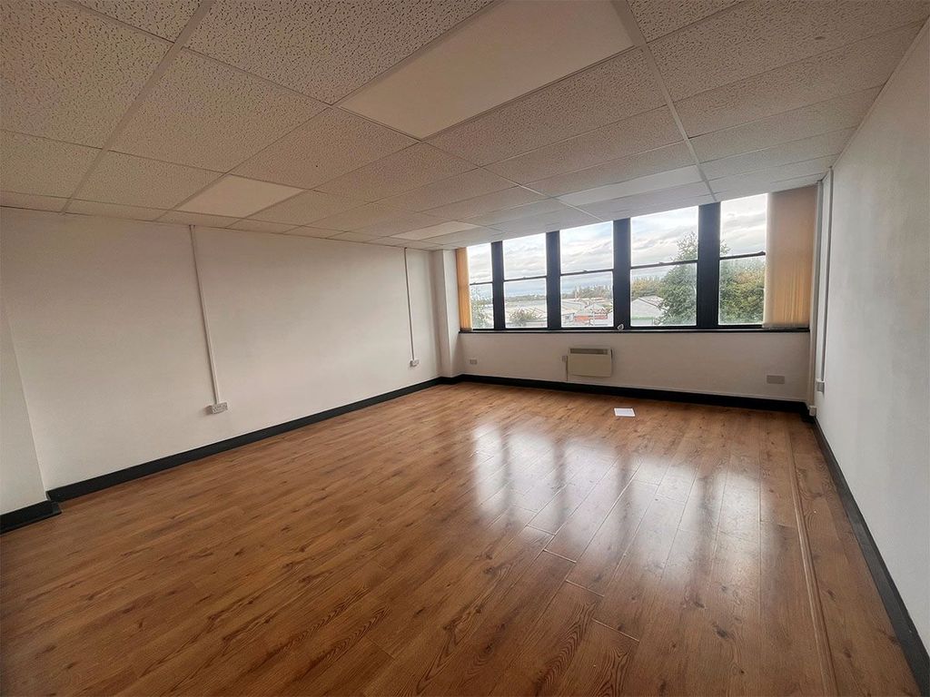 Property photo 2 of 4