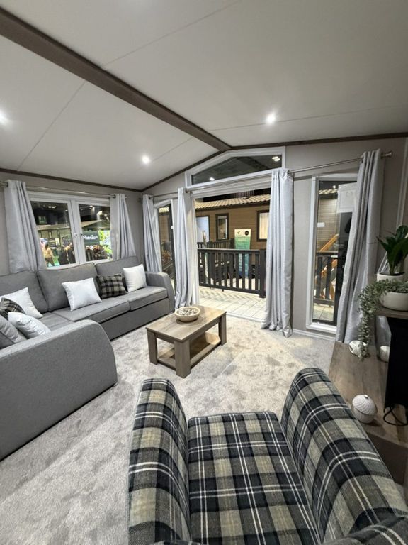 Property photo 1 of 11 Dckrr6991F453A6E6A.Jpg