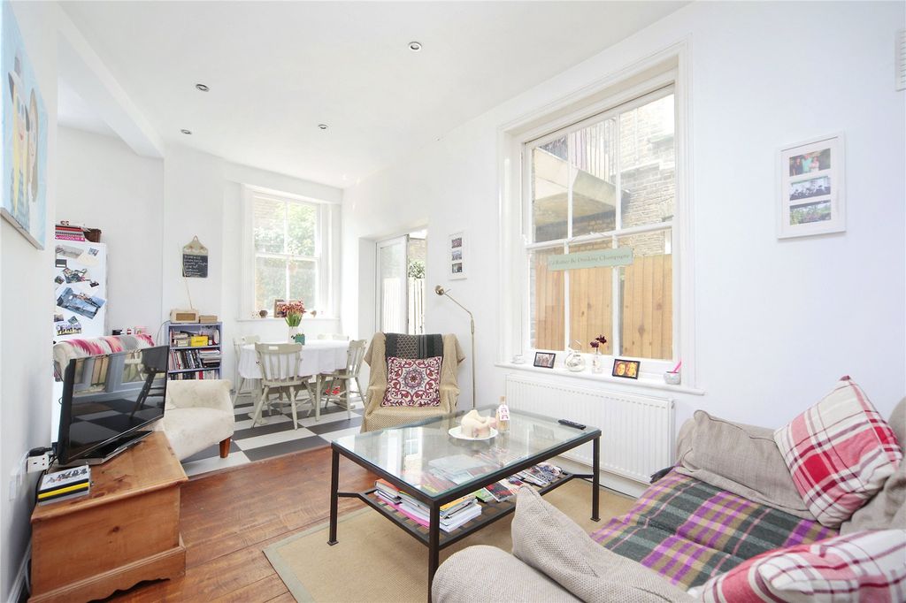 Property photo 2 of 7
