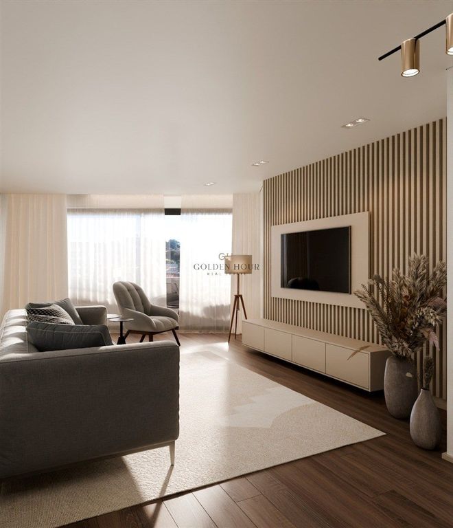 Property photo 1 of 19 2-Bedroom Apartment With Terrace In Canelas | Delfim Development