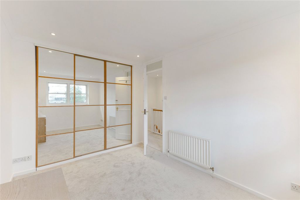 Property photo 1 of 25 Picture No. 19