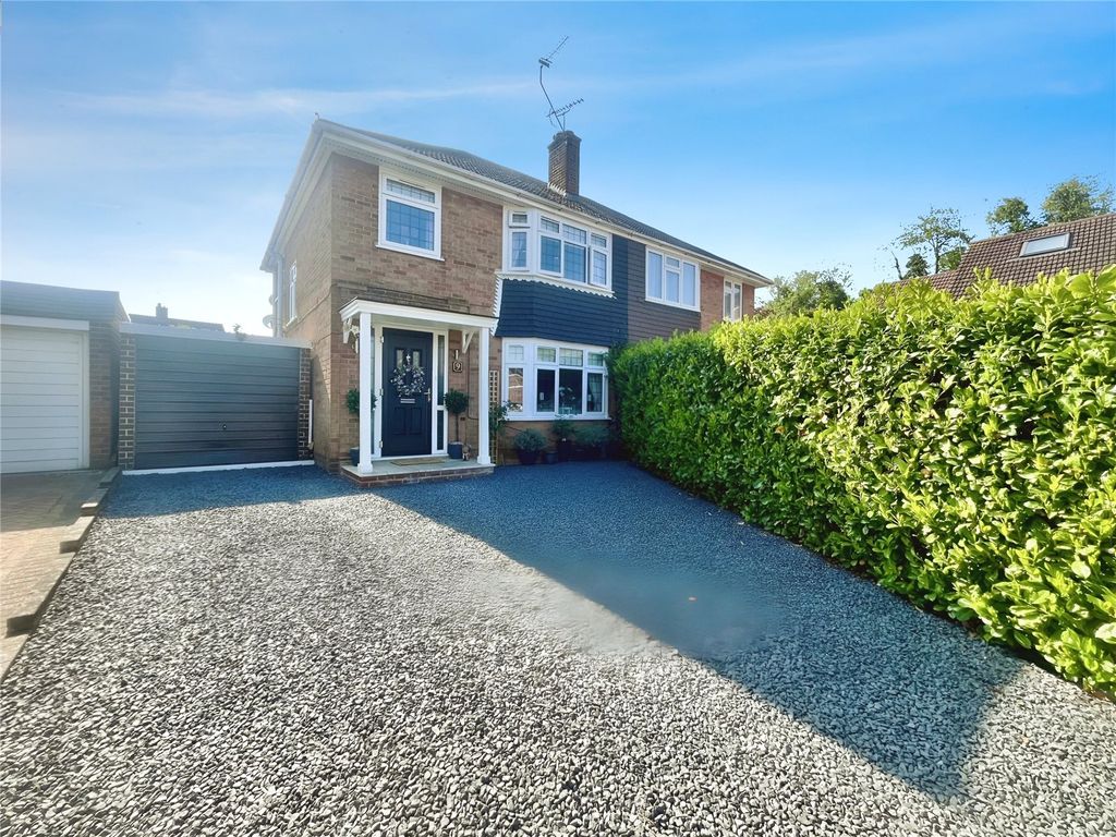 Property photo 1 of 14 External