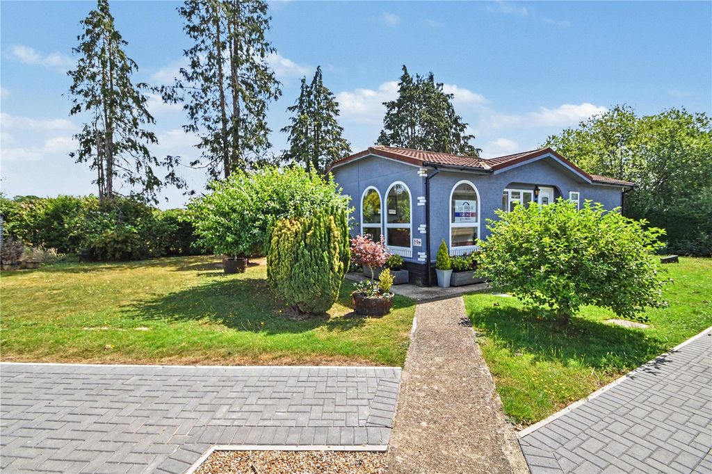 Property photo 1 of 19 Picture No. 01
