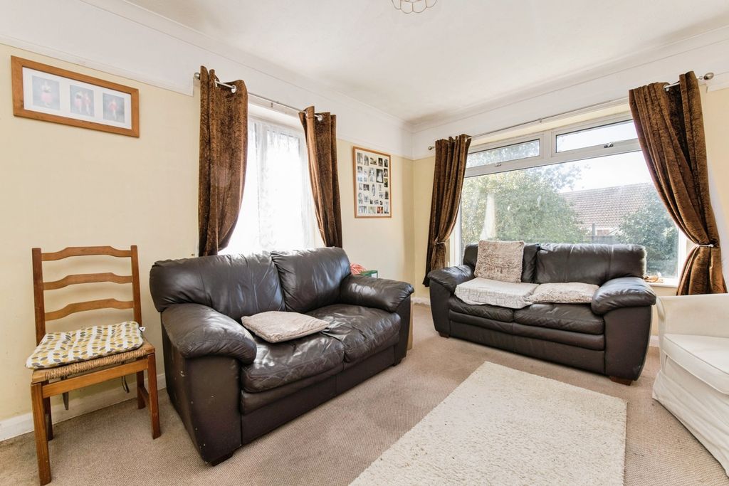 Property photo 3 of 15 Pbox-Img.Jpg