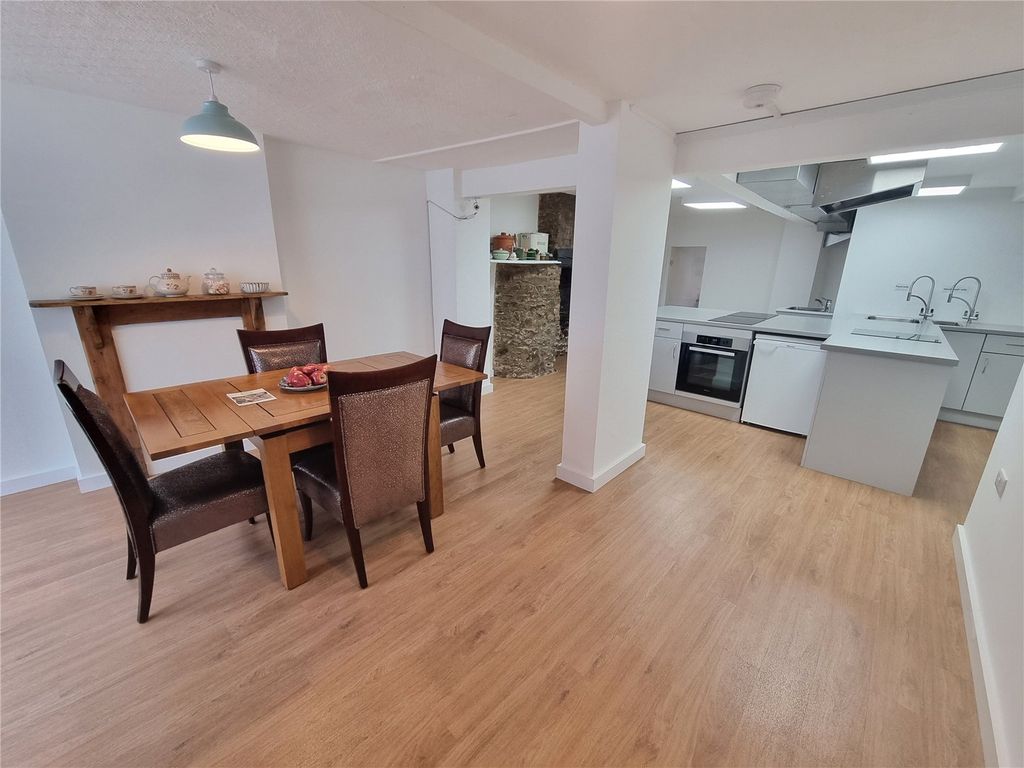 Property photo 3 of 14 Picture No. 09
