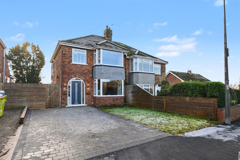 Property photo 1 of 22 Front