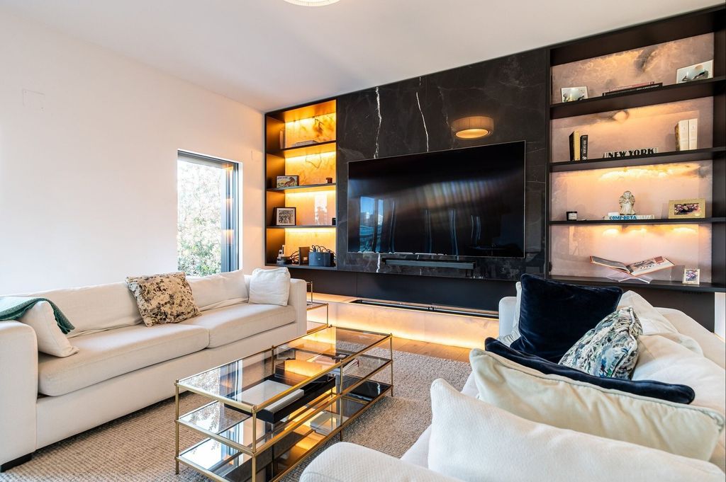 Property photo 1 of 56 Penthouse 7 — Parque Das Nações, Lisbon