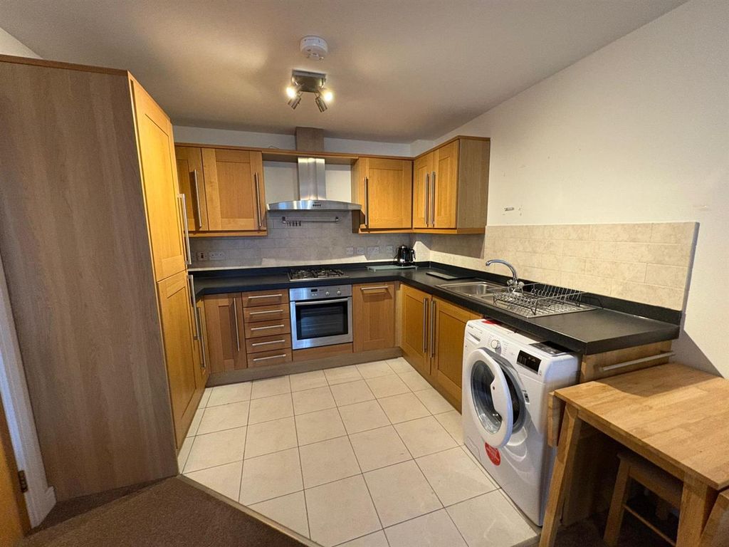 Property photo 2 of 16 9.Jpeg