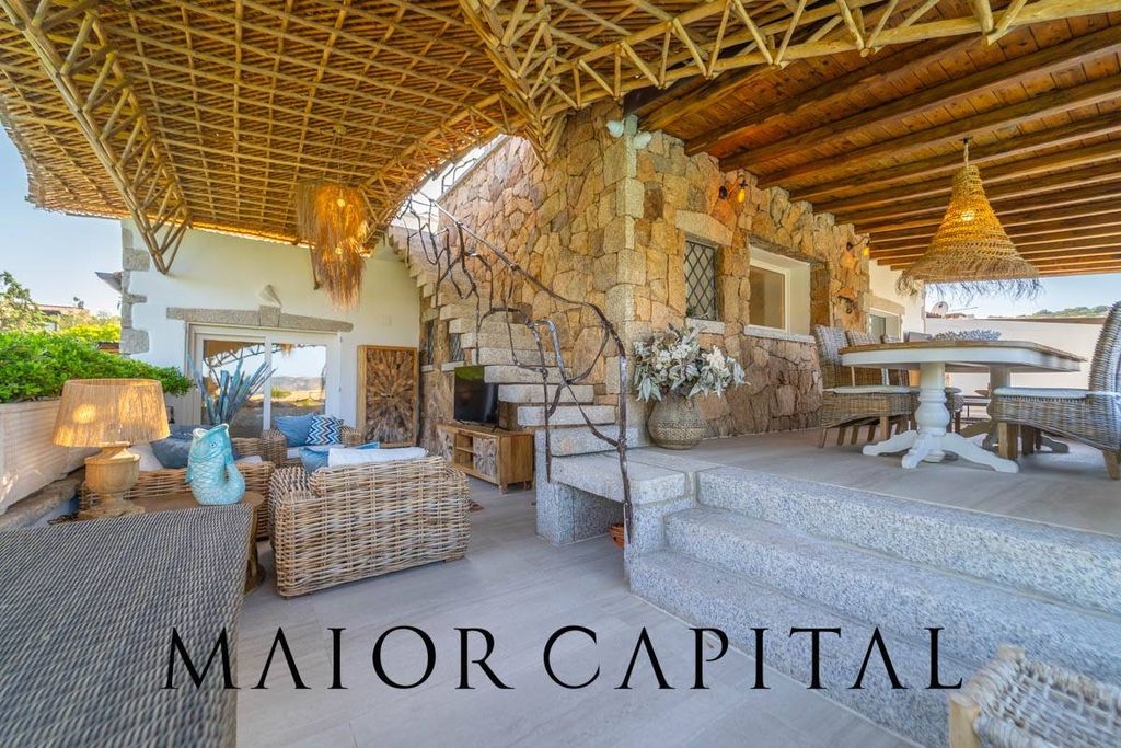 Property photo 2 of 80