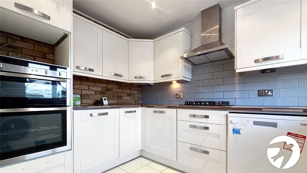 Property photo 3 of 9 Picture No. 02