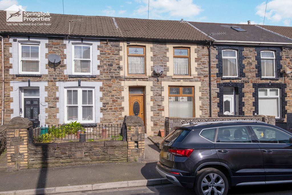 Property photo 1 of 23 Front View