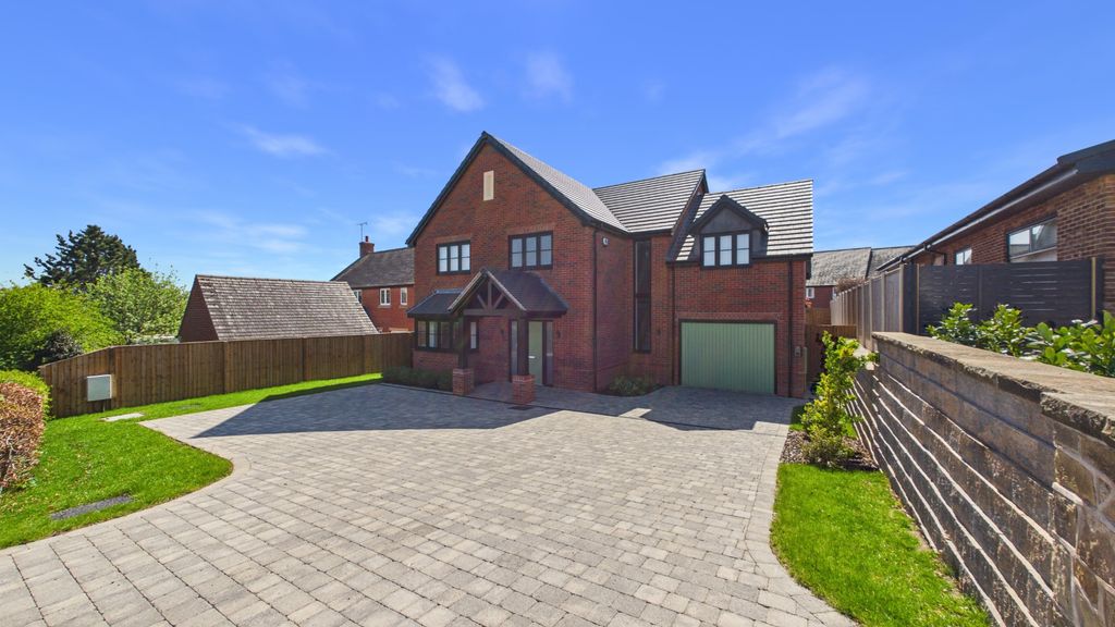 Property photo 1 of 30 3826402