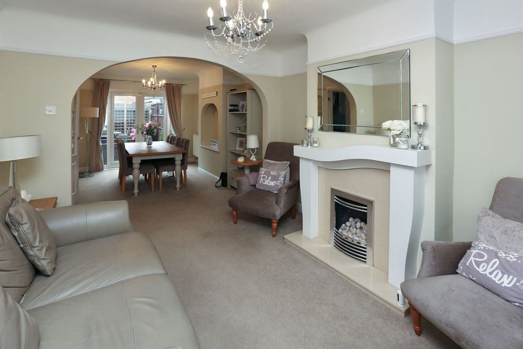 Property photo 3 of 21