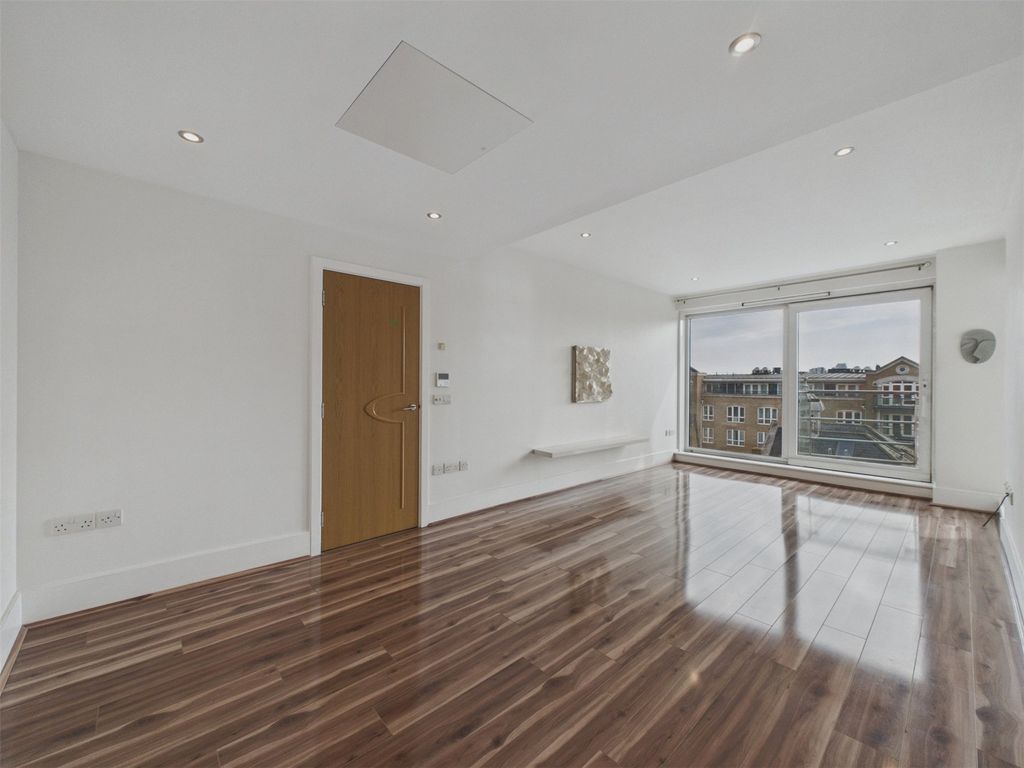 Property photo 1 of 15 Picture No. 33