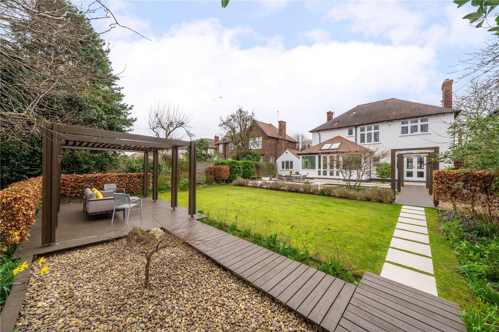 Property photo 2 of 38 Picture No. 38