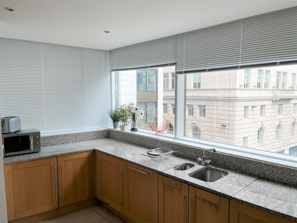 Property photo 2 of 15 Kitchen