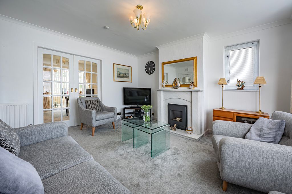 Property photo 2 of 51