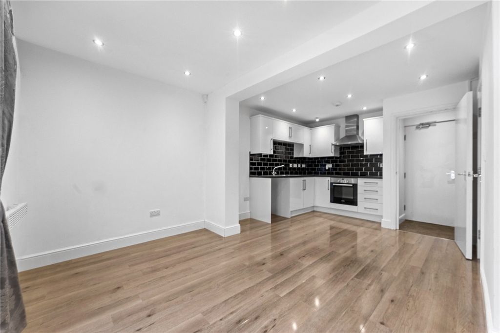 Property photo 2 of 7 Picture No. 02