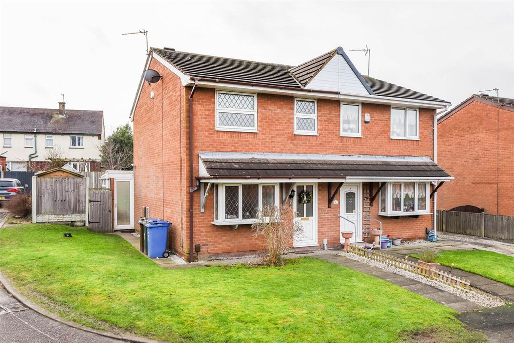 Property photo 1 of 20 Front External