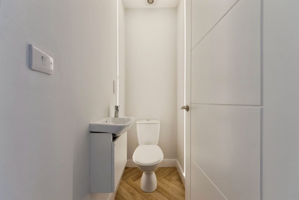 Property photo 1 of 38