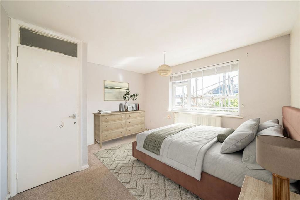 Property photo 3 of 4