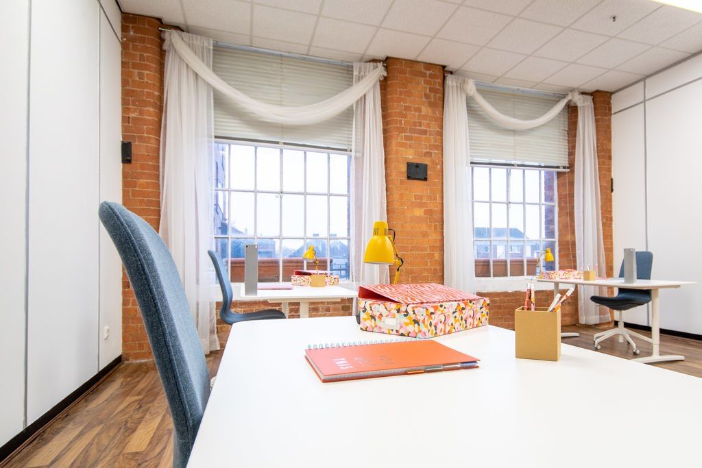 Property photo 1 of 14 Photo 6