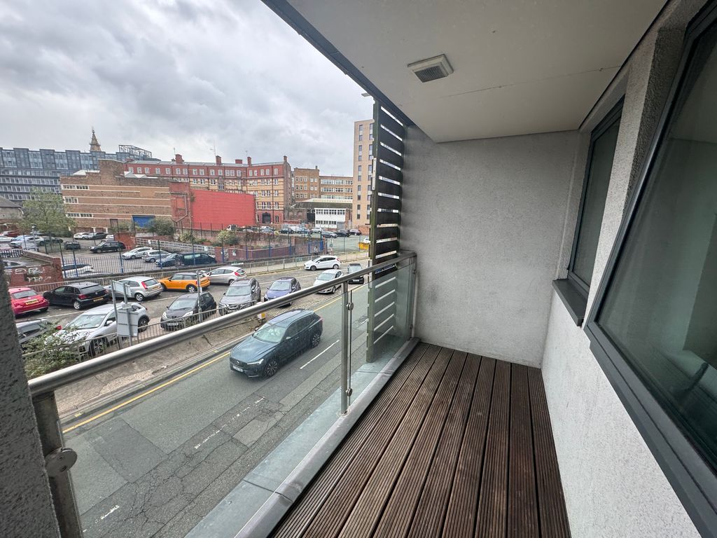 Property photo 1 of 10 Balcony