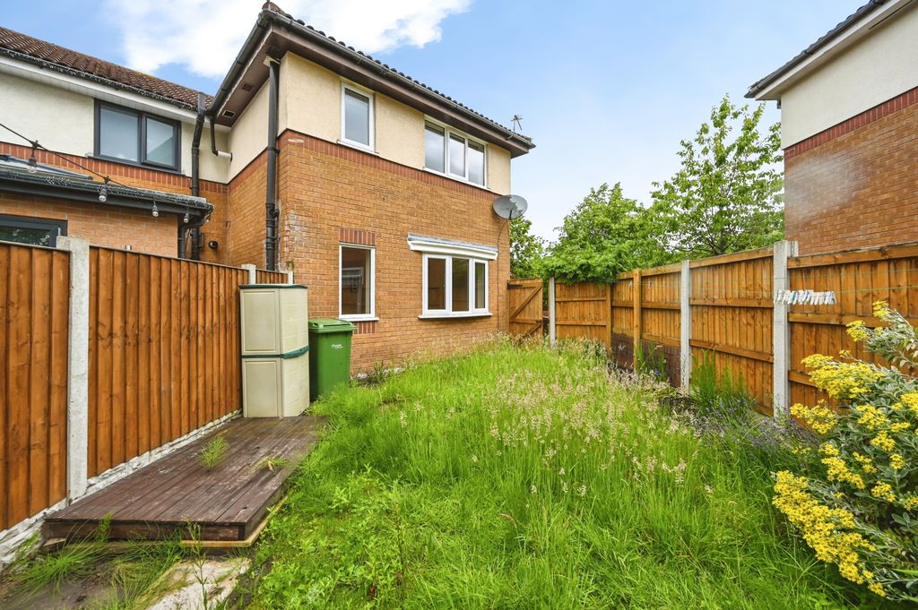 Property photo 2 of 13