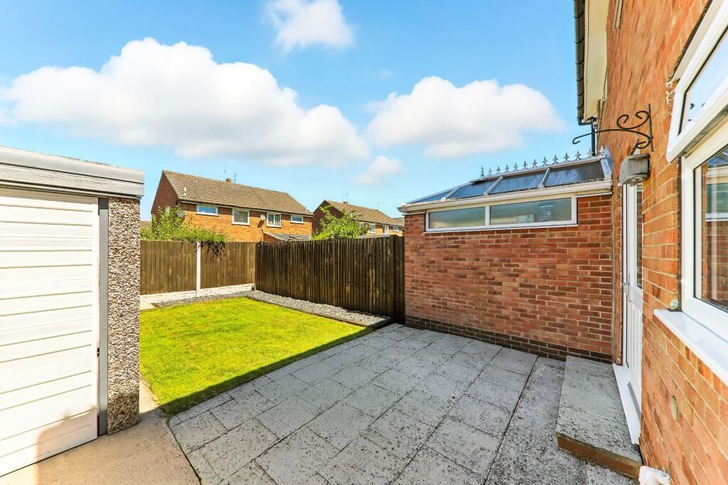 Property photo 1 of 5 Call Us To View This 1 Bedroom On Leander Road, Sw2