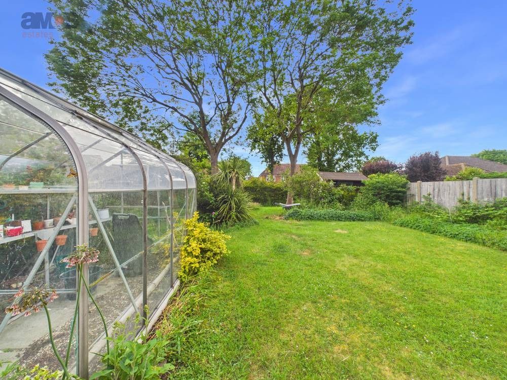 Property photo 3 of 17 5147674
