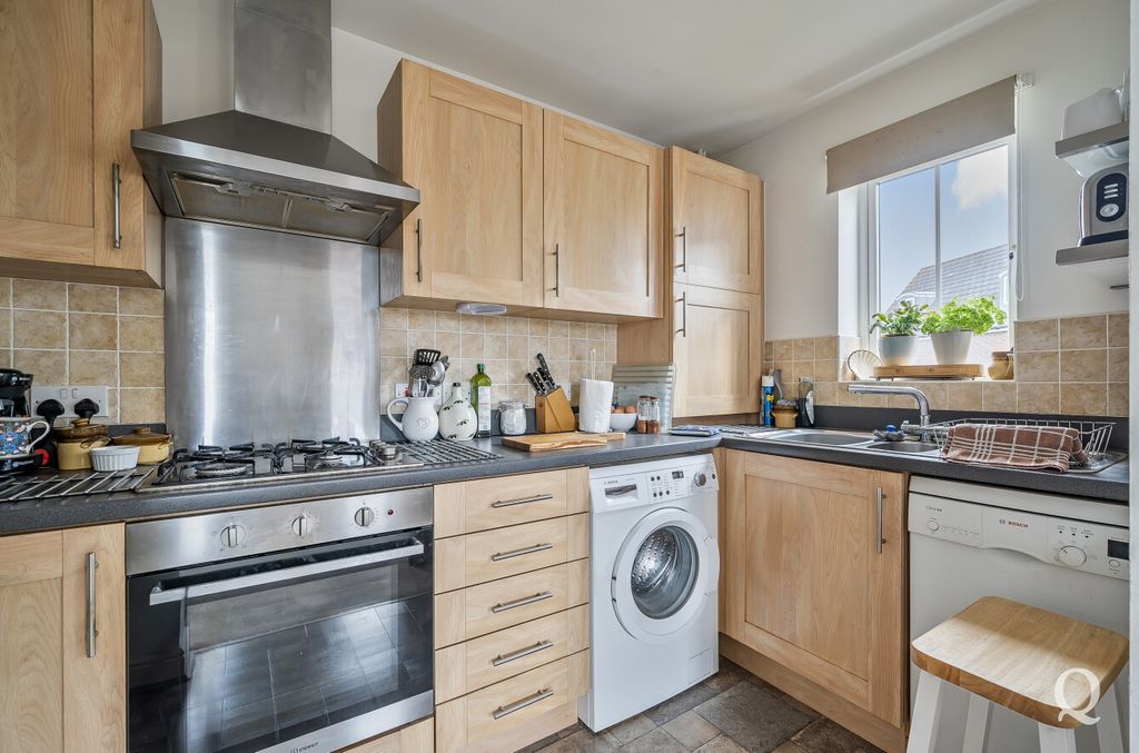 Property photo 2 of 24 3E52F3Bd-01c1-41d...