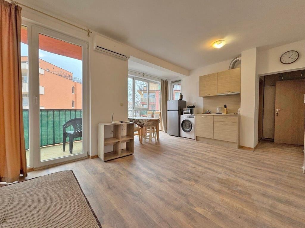 Property photo 3 of 14