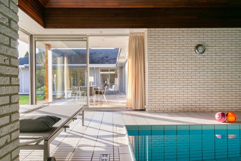 Property photo 3 of 40