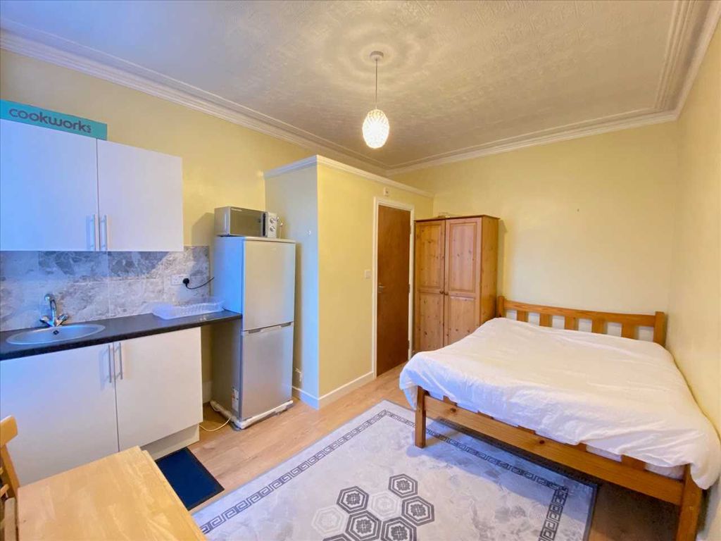 Property photo 1 of 9 Main Picture