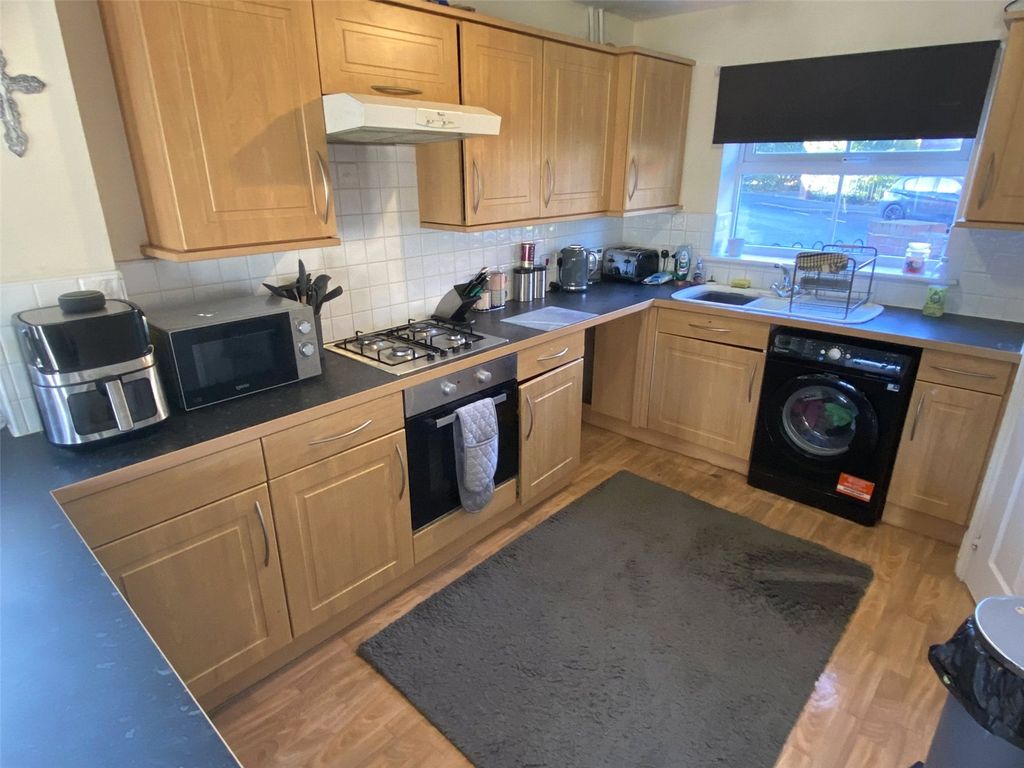 Property photo 2 of 15 Picture No. 08