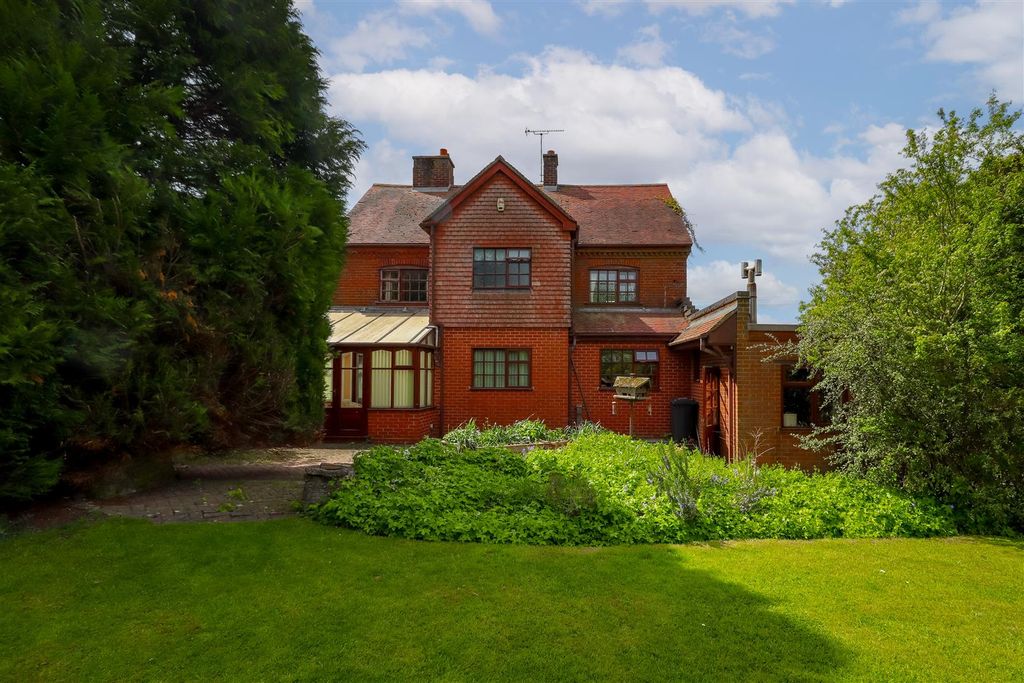 Property photo 1 of 45