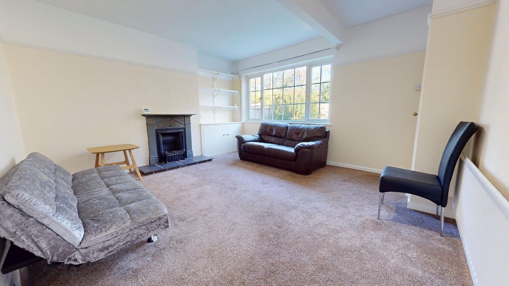 Property photo 3 of 20 4564024