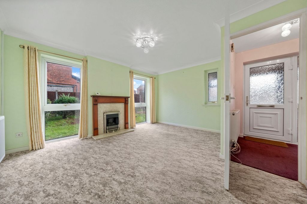 Property photo 3 of 23