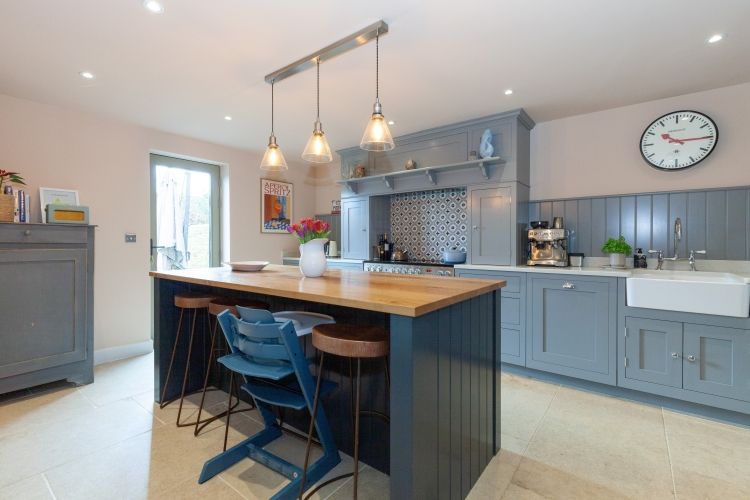 Property photo 2 of 9 247605