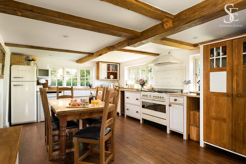 Property photo 2 of 19 Kitchen/Diner