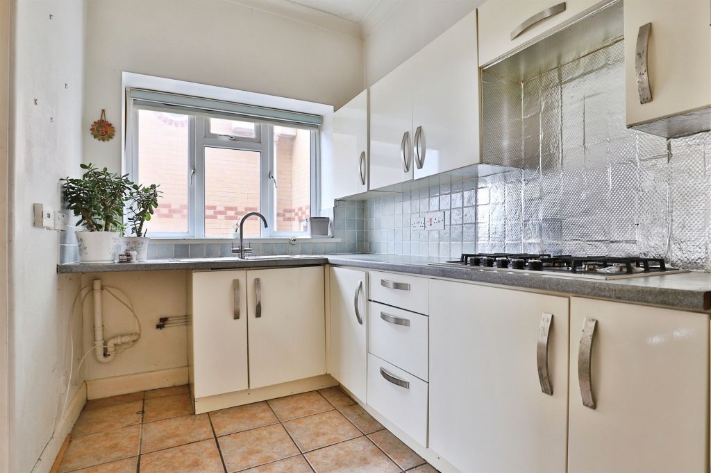 Property photo 3 of 20