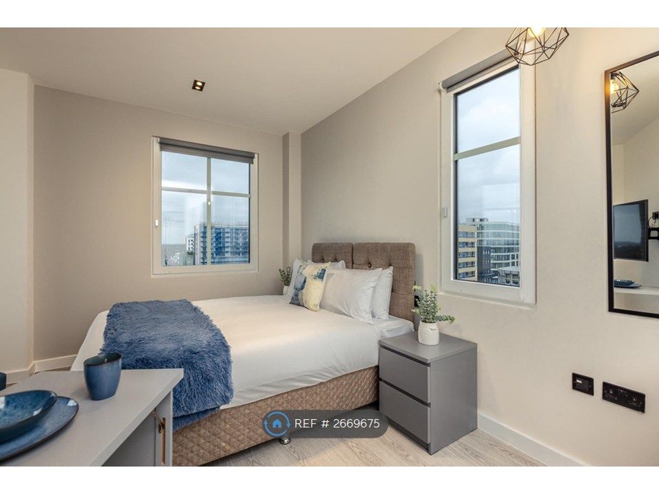 Property photo 3 of 21