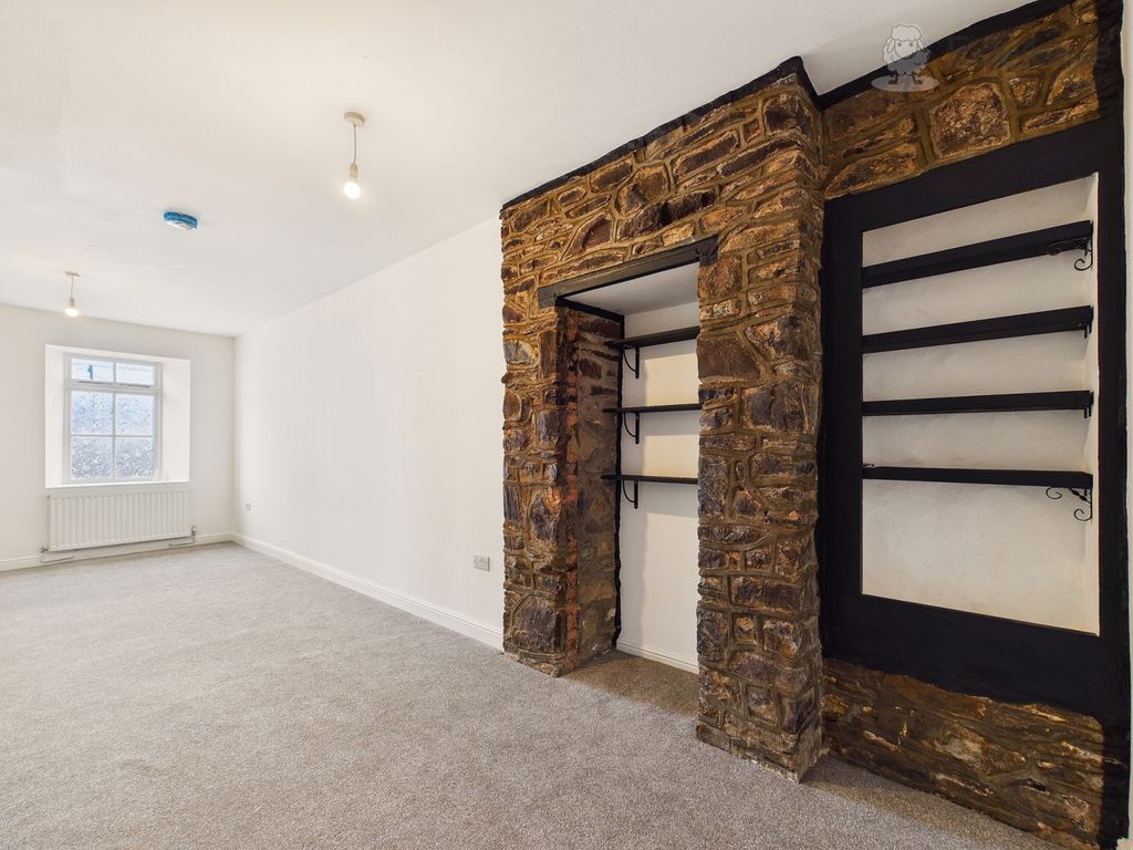 Property photo 2 of 12 Ewemove South Molton - 29 South Street