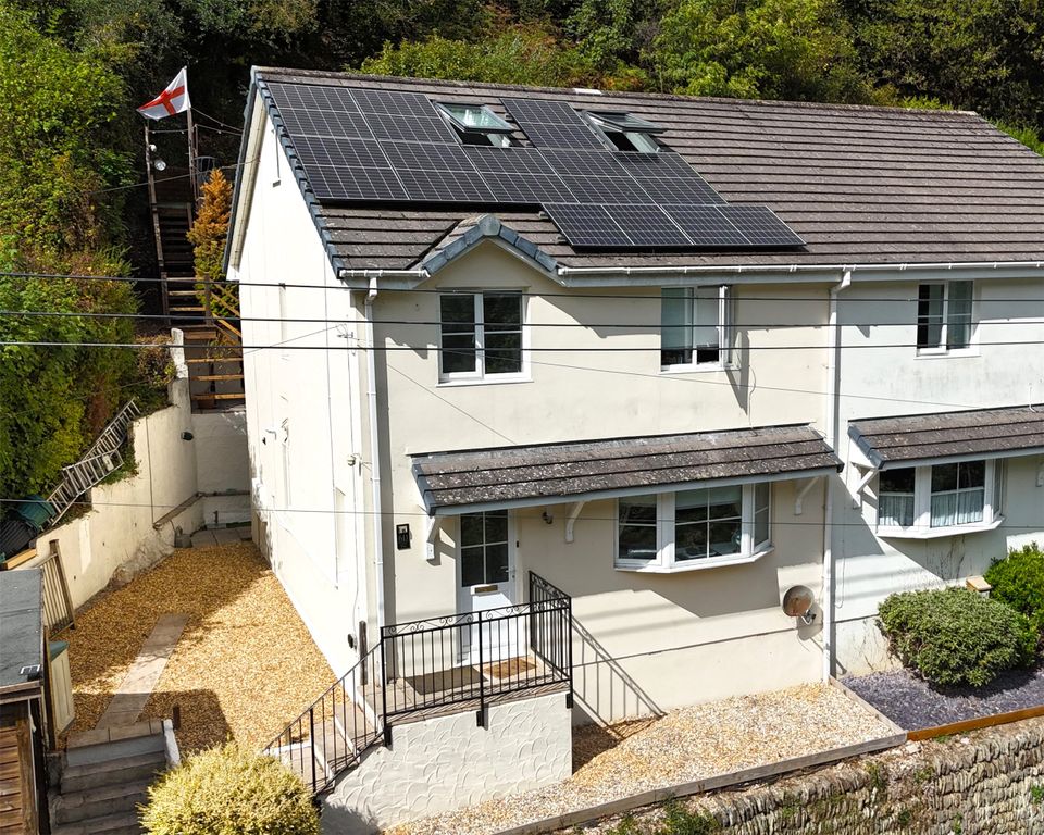 Property photo 1 of 16 1 - Picture No. 01