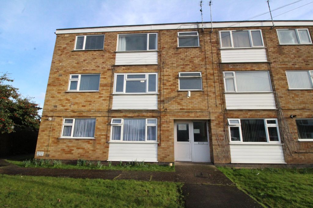 Property photo 1 of 5 Front