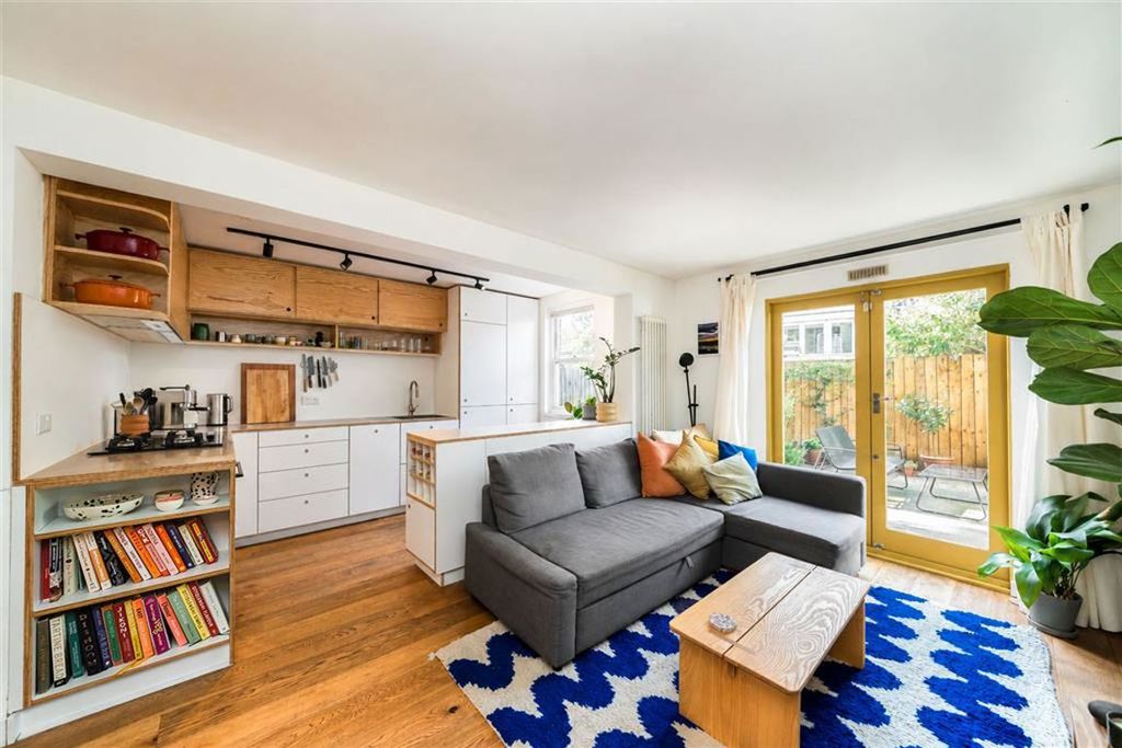 Property photo 1 of 7