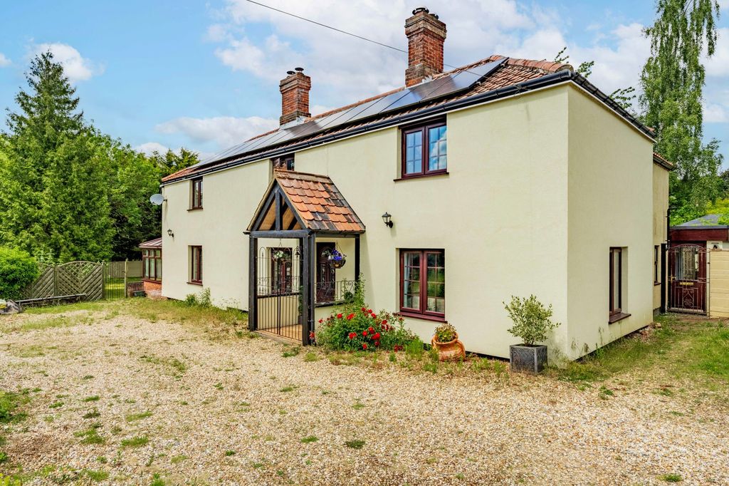Property photo 1 of 33