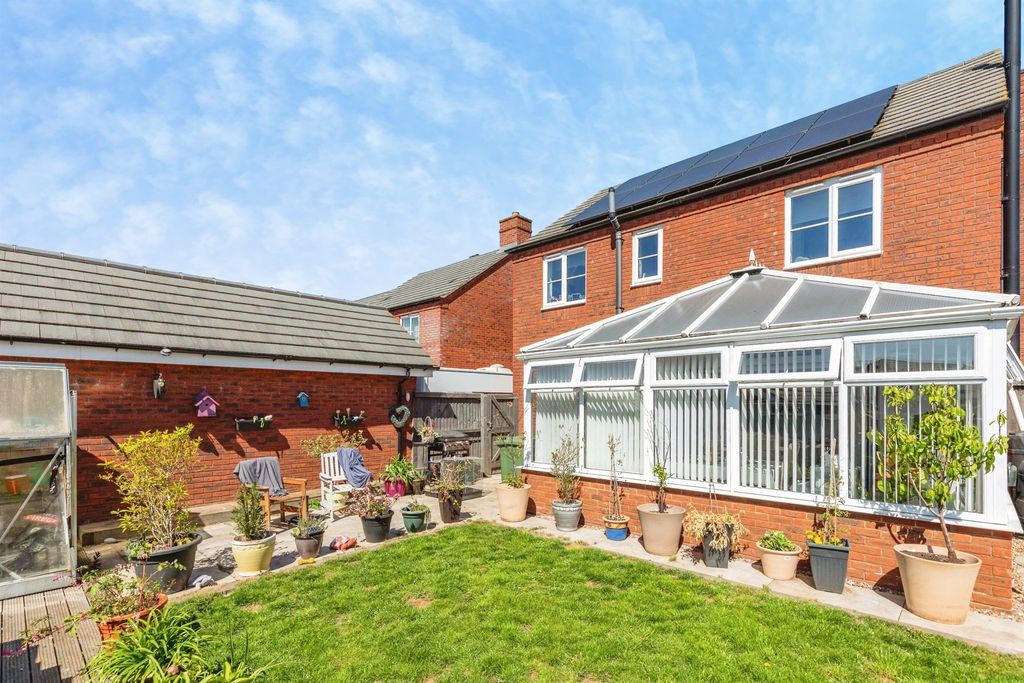 Additional image 11 of 4 bed detached house for saleSlate Drive, Kettering NN16